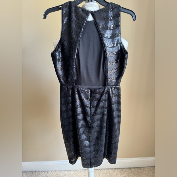 BCBG MAXAZRIA Nera Sequin Cocktail Dress - Picture 5 of 9